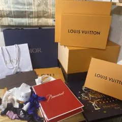 LOUIS VUITTON .BOSSギフト箱 5点　紙袋10枚　リボンセット