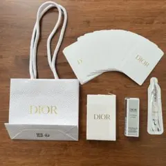 【新品】ディオール カプチュールルセラ厶 5ml 非売品のトランプ などセットで