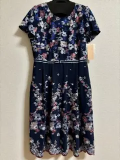 【Rose Tiara ローズティアラ】花柄刺繍ワンピース　新品未使用タグ付き