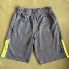Nike ハーフパンツ グレー/イエロー Drifit サイズS 130 140