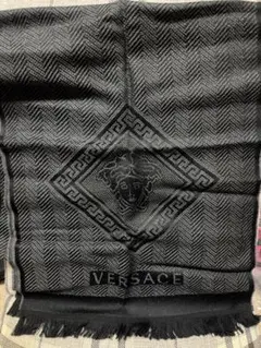VERSACE ヴェルサーチ マフラー ヘリンボーン柄 - メルカリ