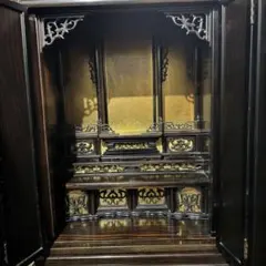 立派なお仏壇です。 浄土真宗 ※仏壇の中の照明は点きません ※引き取り 