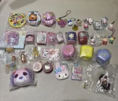 ガチャガチャまとめ売り　約30点 サンリオ、たまごっちなど