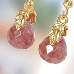ストロベリークォーツ 多面カット ピアス ひと粒ピアス 天然石 ハンドメイド