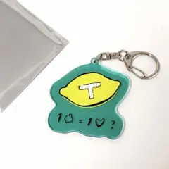TOMOO　アクリルキーホルダー　まとめ売り　10個　バラ売り不可 2026年最新】Tomoo キーホルダーの人気アイテム - メルカリ