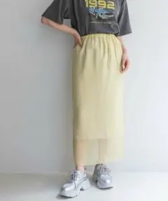 ローリーズファーム　レイヤードシアーサテンスカート