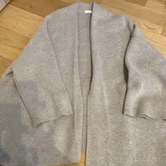 ニットカーディガン