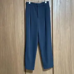 UNIQLO ユニクロ　ネイビー　きれいめ　パンツ