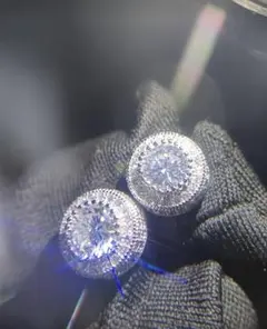 【残りわずか】シルバージルコニアピアススタッド両耳用　アバランチ スワロフスキー