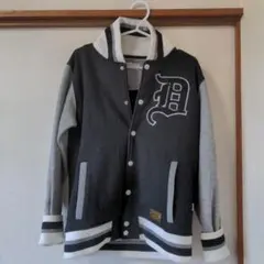 ILL'S スタジャン 黒とグレー