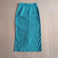 UNIQLOのデニムジャージーナローロングスカート