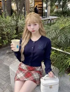 新品未使用タグ付きGRLグレイルロゴ刺繍ニットカーディガンgn543ネイビー