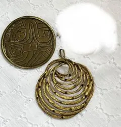 昭和レトロなブローチ2点おまとめ