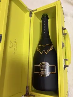 超美品‼️ANGEL CHAMPAGNE BRUT 専用ケース付き 空き瓶のサムネイル