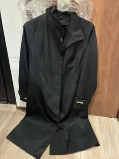 【最終価格　2月末処分】クリーニング済　ブラックコート(ボタン欠損有)