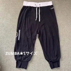 ZUMBA★ブラックカプリパンツ