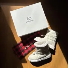 WOOLRICH アイボリー ムートンブーツ　23.5cm 24cm