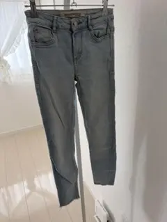 ZARA ライトブルー スキニーデニム