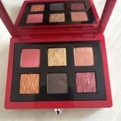 ルブタン　アイシャドウパレットのサムネイル