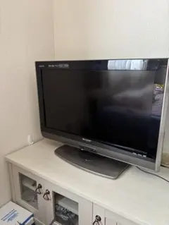 引越し処分値下げSHARP AQUOS 液晶テレビ 26インチ⭐︎リモコン取説付きのサムネイル