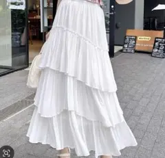 ランダムティアードスカート