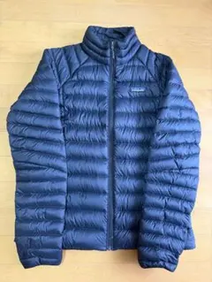 Patagonia ダウンジャケット ネイビーのサムネイル