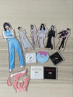 2025年最新】twiceモモ アクスタの人気アイテム - メルカリ