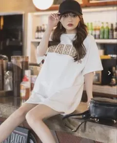 LIP SERVICE ロゴTシャツ ホワイトのサムネイル