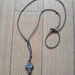 イエス様のシルバーと木製のクロス十字架ペンダントロザリオネックレス