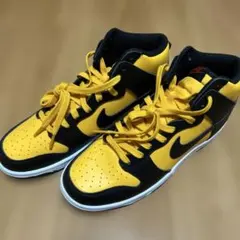 Nike エアジョーダン黒/黄色