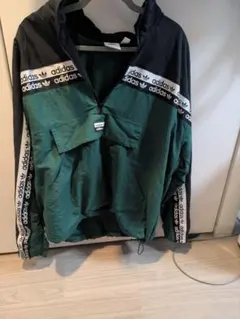 adidas Originals ナイロンジャケット ハーフジップのサムネイル