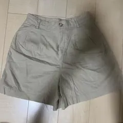 UNIQLO ベージュ ショートパンツ Mサイズ