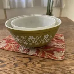 Pyrex ボール　2個セット