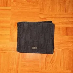 Dior財布のサムネイル