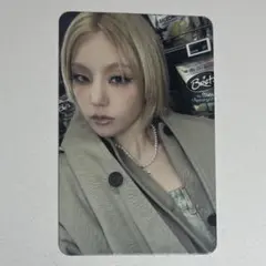 ITZYイェジTUNNEL VISION Photo Projectionトレカ