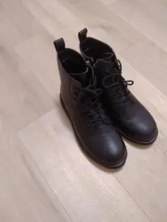 レースアップブーツ（サイドジッパー付き）