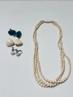 ***様 アイボリービーズネックレスとイヤリングセット