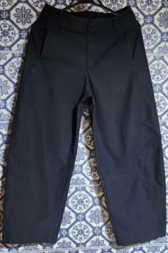 UNIQLO　ジャージーバレルレッグパンツ　ネイビー　Lサイズ　ユニクロ