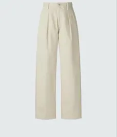 ユニクロ　デニムタックパンツ　ベージュ22