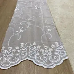 トルコ製ホワイト花柄刺繍レース生地