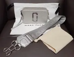 Item thumbnail for item 5b5131a5-4bc9-457e-8122-cfc0489853d6