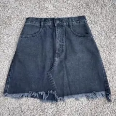 GU ジーユー デニムミニスカート ブラック Mサイズ カットオフ 裾フリンジ