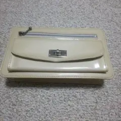 クラッチバッグ