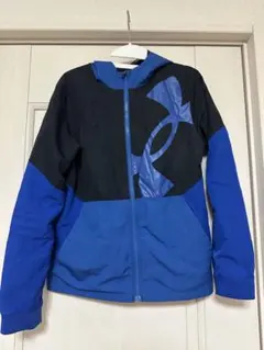 UNDER ARMOURフード付きジャケット 150cm