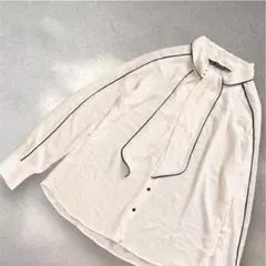 ZARA アイボリー ボウタイ付き　長袖シャツ ブラウス　S