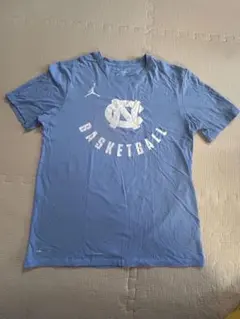 カレッジTシャツ　Nike ノースカロライナ大学