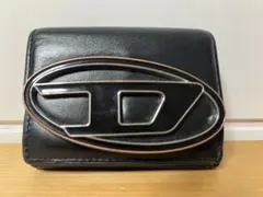 DIESEL 三つ折り財布 ブラック レザーのサムネイル