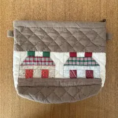 ハンドメイド　パッチワーク　ポーチ　ハウス