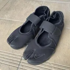 NIKE エアリフト　ブラック　オールブラック　28センチ 2026年最新】エアリフト 28 ブラックの人気アイテム - メルカリ