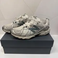 New Balance 610スニーカー　テック系のサムネイル